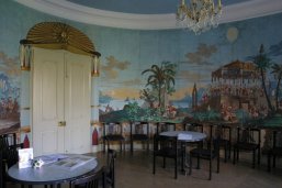 Blick auf die Panoramatapeten im Tapetensaal