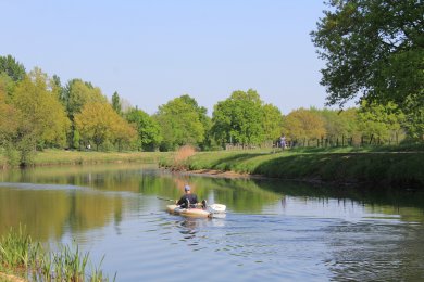 Kanufahrer auf der Ems