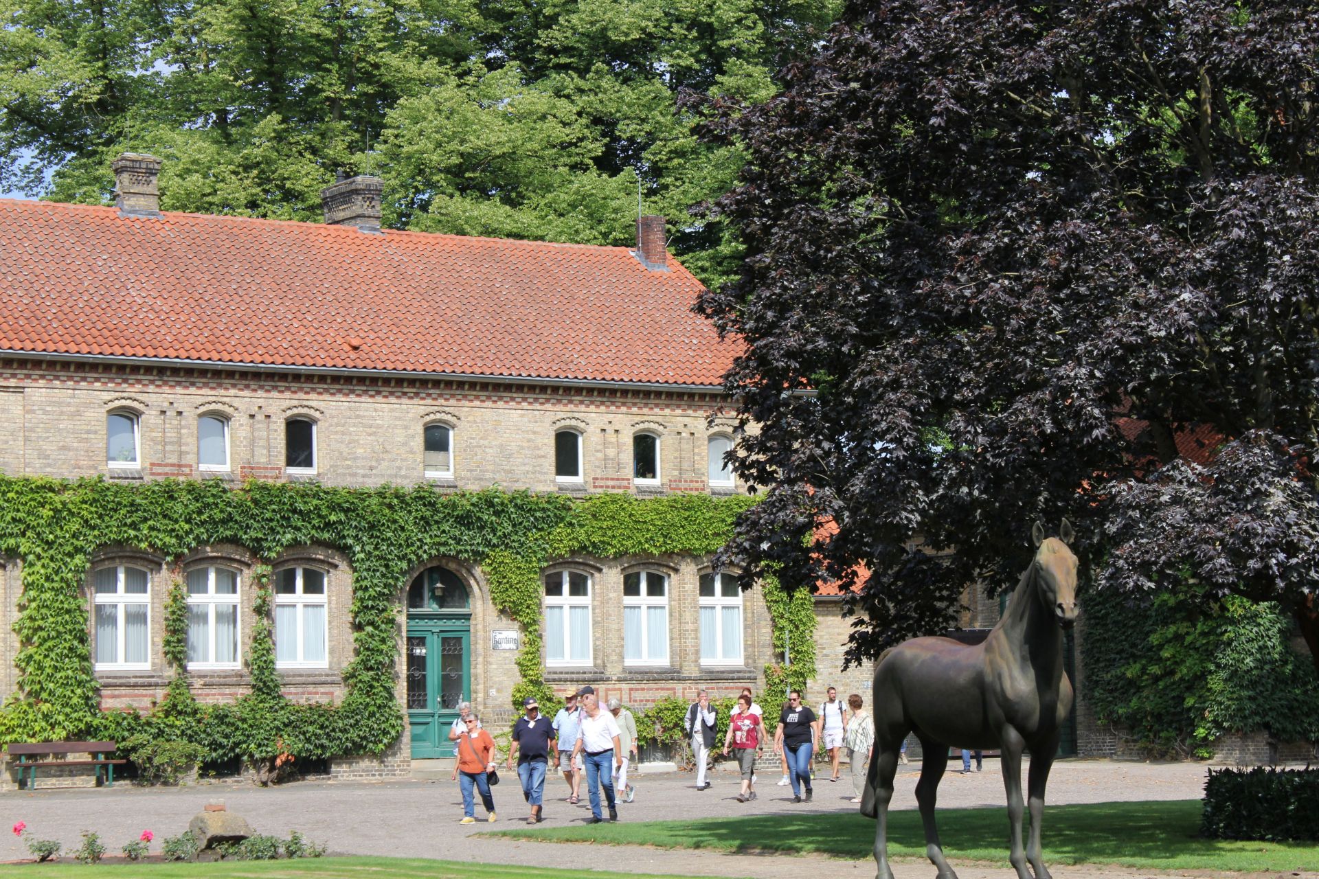 Führung über das Gelände des NRW-Landgestüts