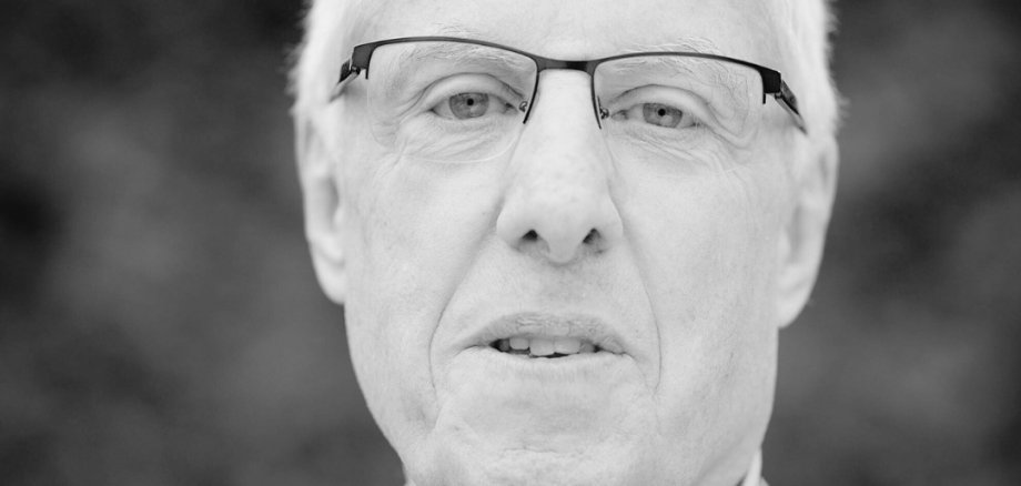 Design ohne Titel - 1 Design ohne Titel - 1