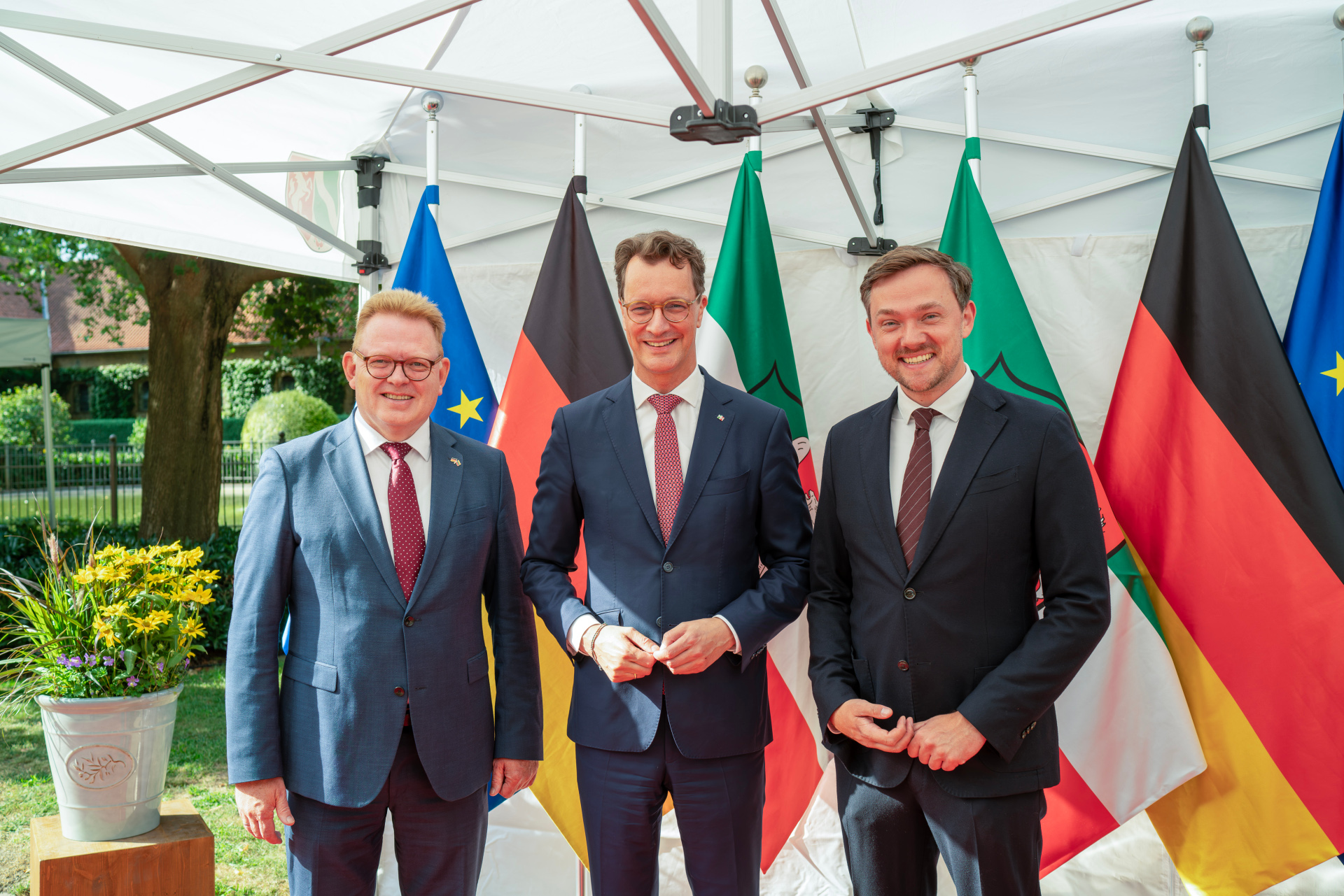 Andreas Hollstein (Honorarkonsul von Litauen), Ministerpräsident Hendrik Wüst, Bürgermeister Peter Horstmann